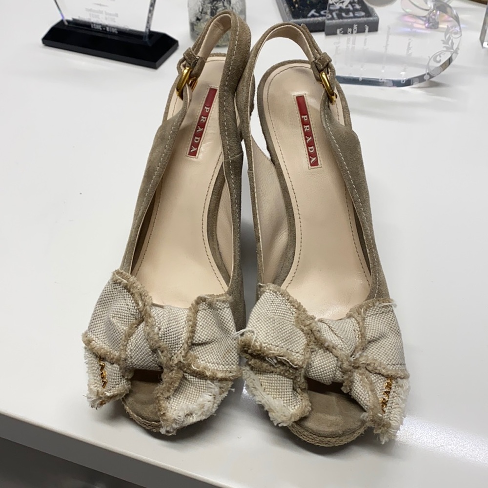 Prada beige suede espadrilles